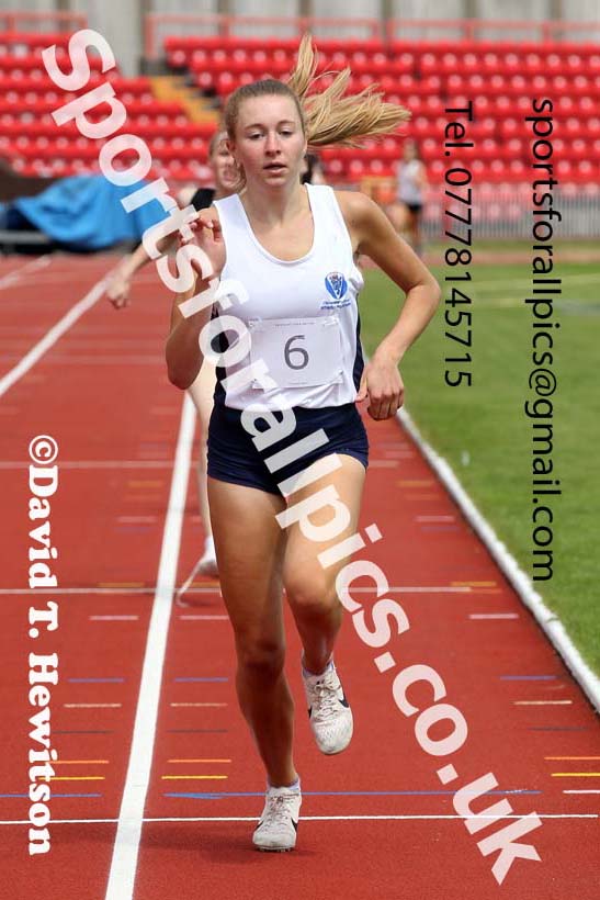 800 metres, 2021 Northumberland, Durham and Cleveland Schools. Photo: David T. Hewitson/Sports for All Pics